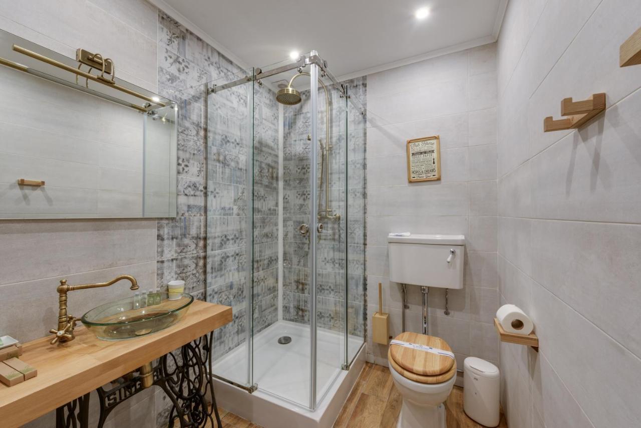 клуб яремчанський Hotel *